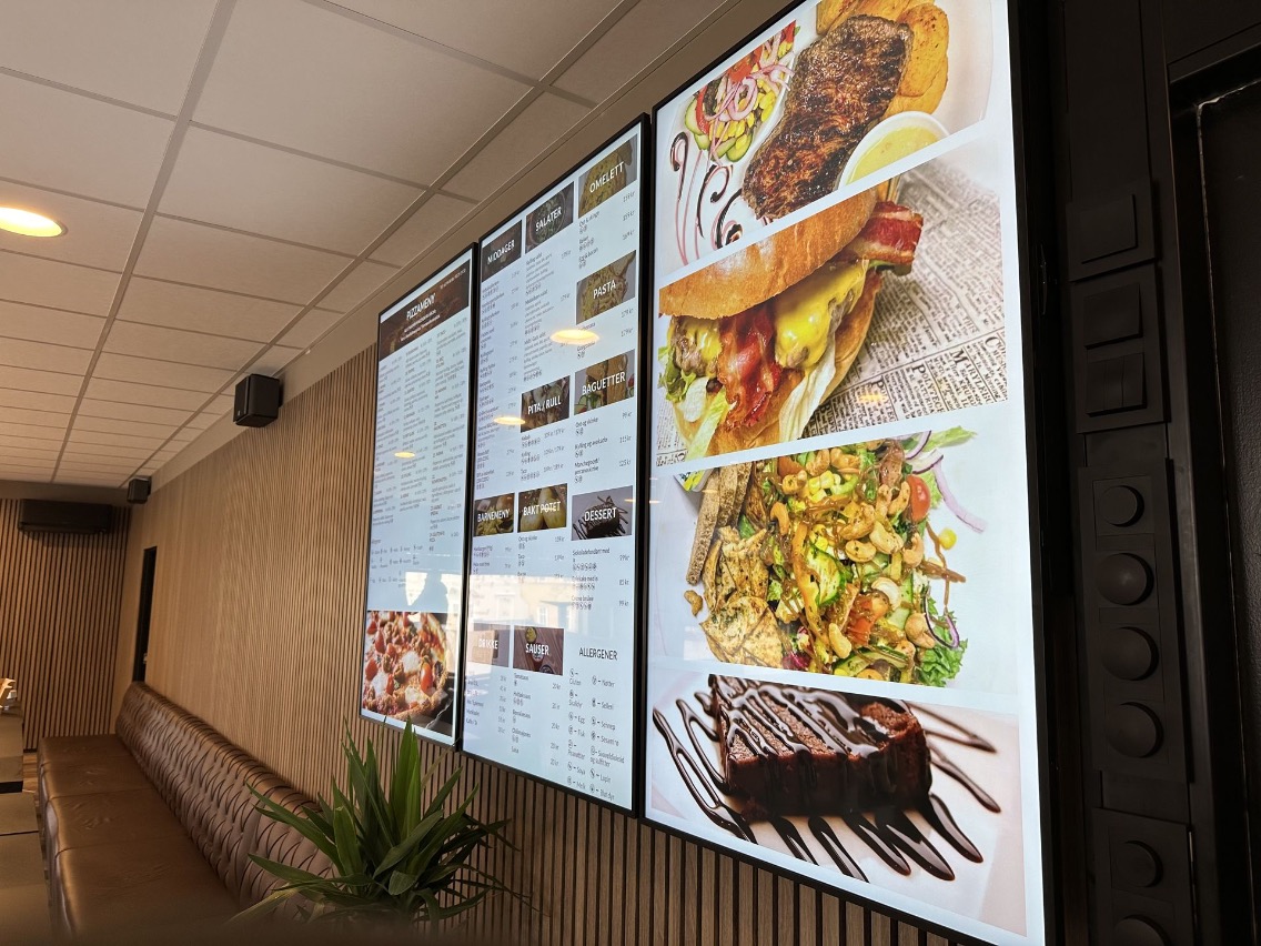 NovoDisplay Vivitek meny NovoDisplay 55"