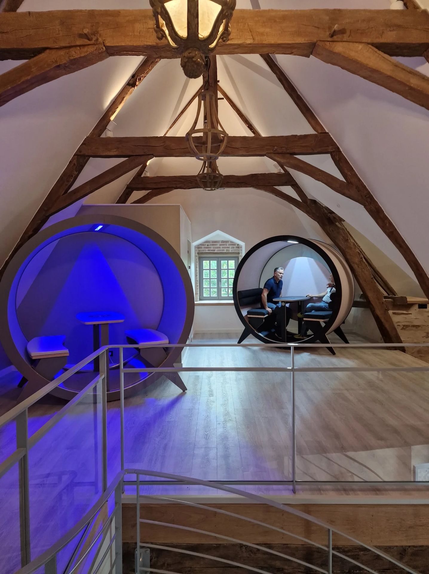 Mikrokontor og pods for samarbeid og intime møter Blocko mikrokontor